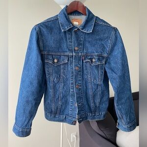LEVI’s Vintage Denim Jacket Mid Blue Small